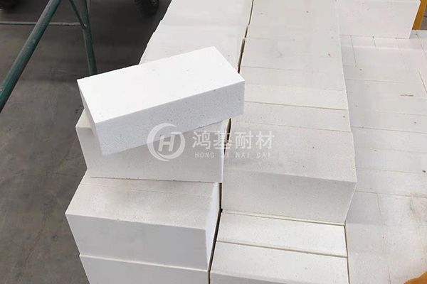 剛玉磚與剛玉莫來石磚的區(qū)別