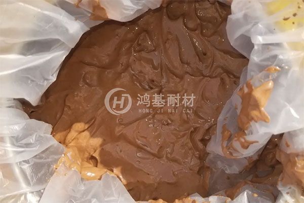 窯爐耐火磚砌筑用耐火泥怎么選？材質匹配、性能指標與常見誤區全指南